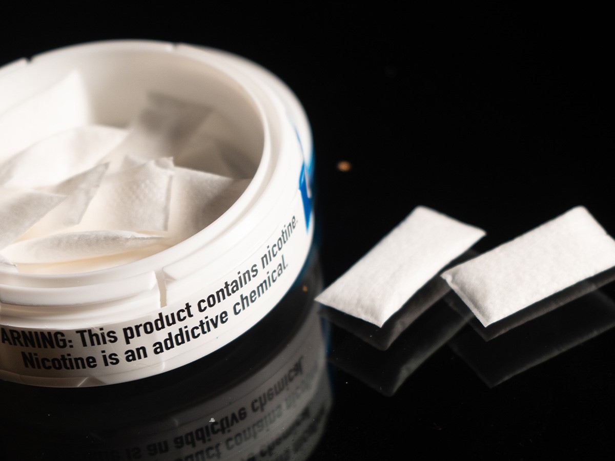 are nicotine pouches better than vaping