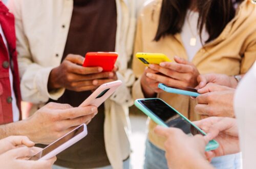 How No Credit Check Plans Make Mobile Service More Accessible